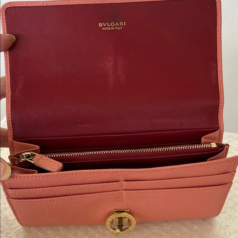 Bvlgari Pink and Burgundy Leather Wallet - Picture 5 of 10